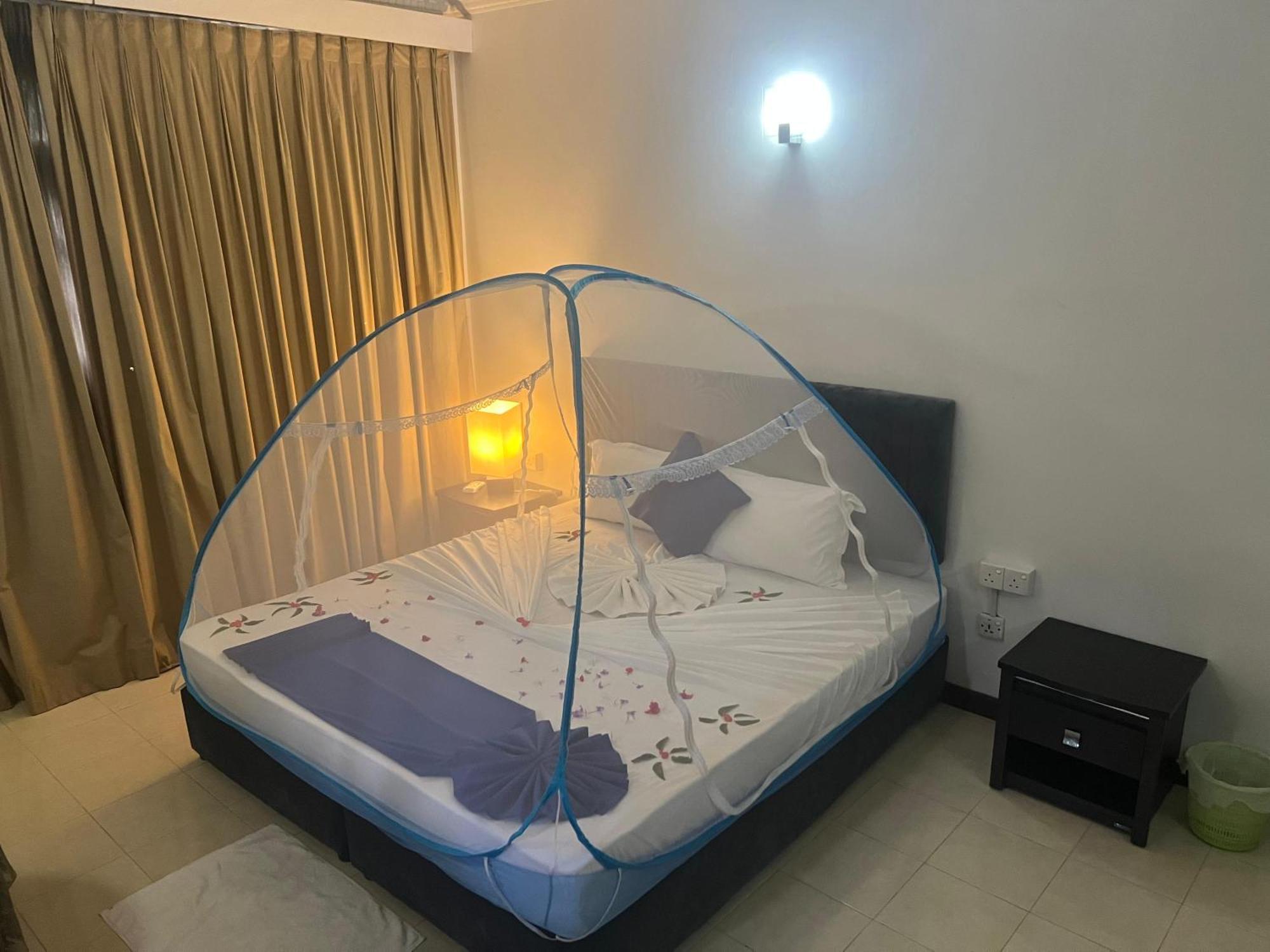 Ocean Beauty Guest House Negombo Buitenkant foto
